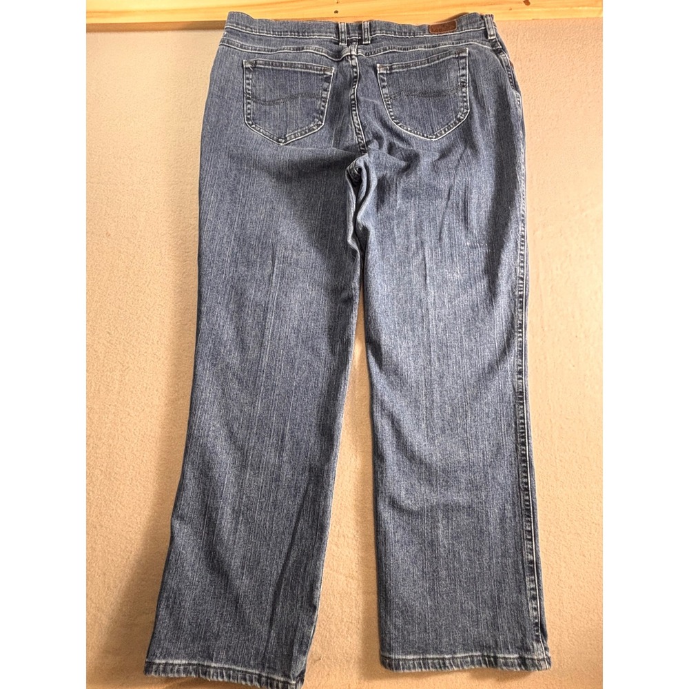 Lee Relaxed Straight Leg Jeans Womens 20W Medium Wash Denim Blue 3071849